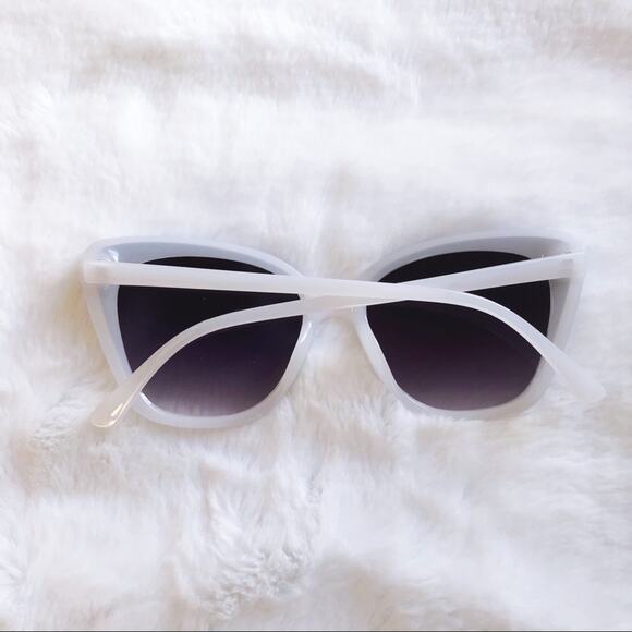 Amelia White Cat Eye Full Rim Sunglasses - Picture 10 of 10